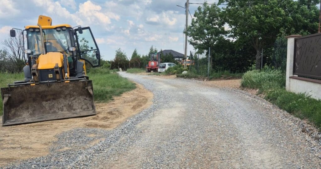 Radovi na asfaltiranju ulica u Rakovcu na području Belegira i Salaksija