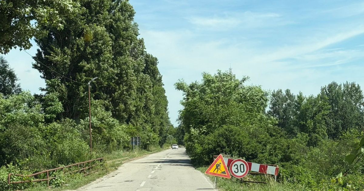 Pripremni radovi za asfaltiranje puta ka Dunav naselju u Beočinu
