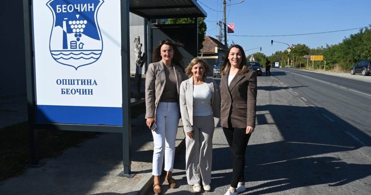 Novo autobusko stajalište u opštini Beočin – foto: Ismet Ademovski / Opština Beočin
